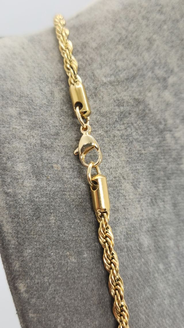 Collar dije Jesucristo acero-oro