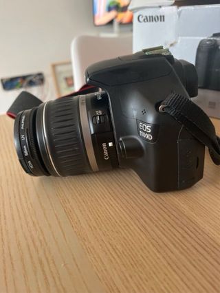 Canon EOS 1100D - Cámara Réflex