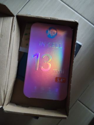 Schermo con cornice per iPhone 13 mini