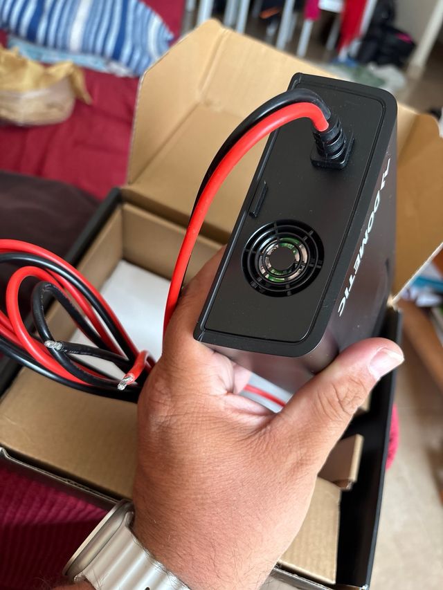 OCASION!!! Inversor corriente DOMETIC 350w Coche