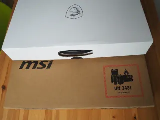 Portátil MSI Modern 14 A10RB