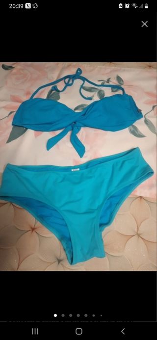 Set costume da bagno ,top estivo e gonna elegante.