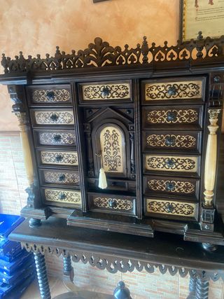 Bargueño antiguo estilo Toledo