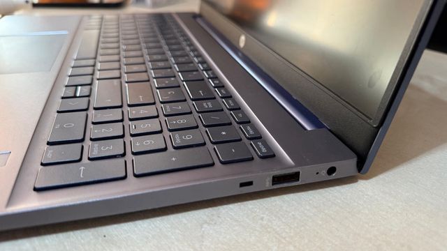 Portátil HP Pavilion Laptop