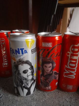 11 lattine CocaCola & Marvel