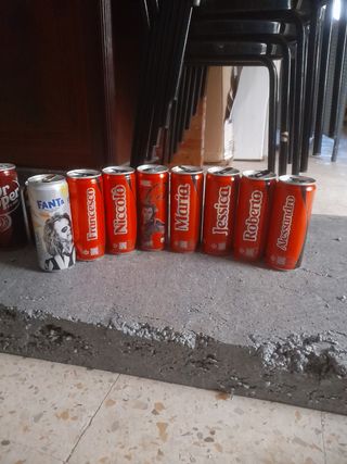 11 lattine CocaCola & Marvel