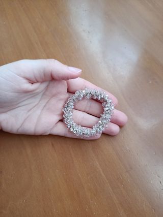 Pulsera elástica rosa y plata