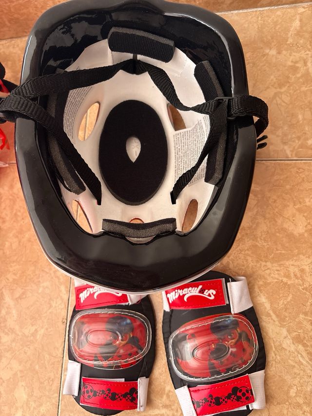 Mochila y protecciones Ladybug