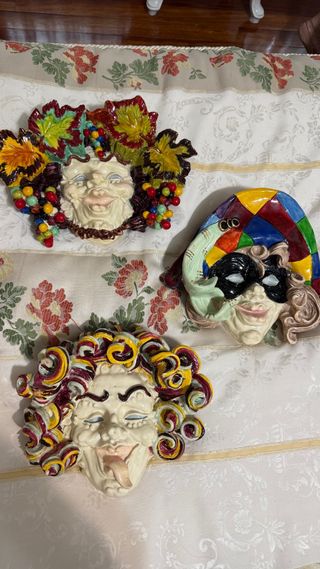 Máscaras de pared - Ceramica italiana
