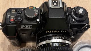 Nikon F-301 Cámara réflex