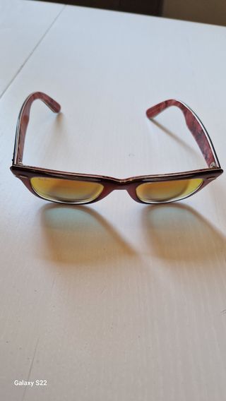 Gafas Rayban Wayfarer rojas y marrones