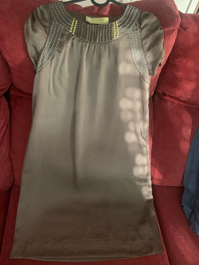 Vestido camisero verde oliva