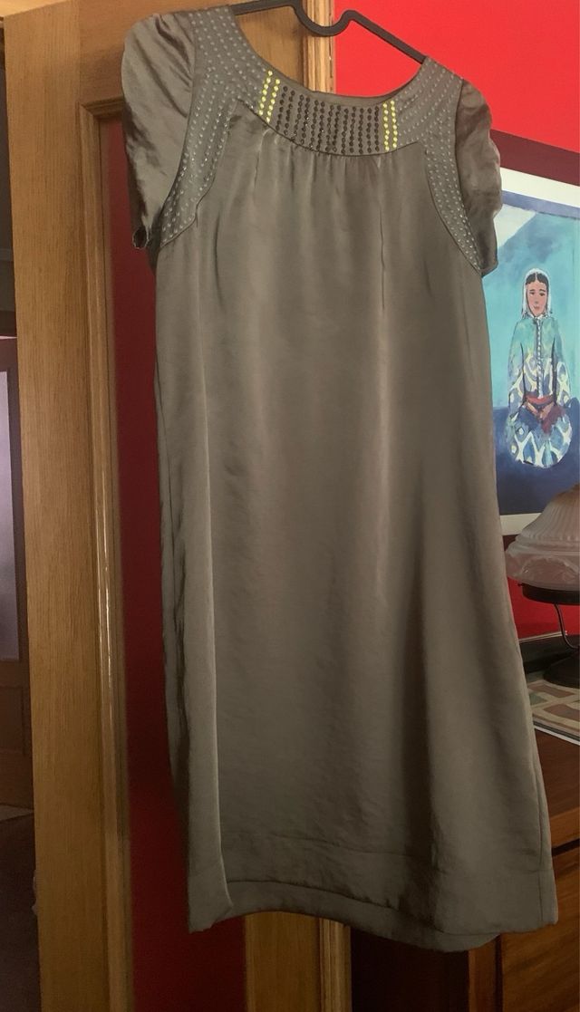 Vestido camisero verde oliva