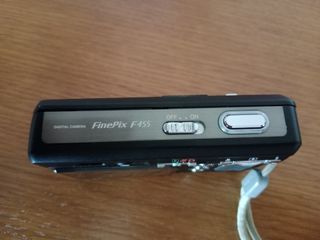 Cámara de fotos digital Fujifilm FinePix F455 de 5