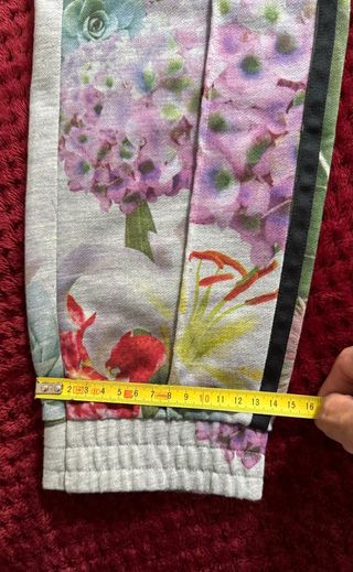 Adidas Pantalón chándal flores Mujer S  36 / 38