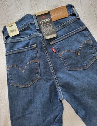 levis 724 talla 25 Nuevo