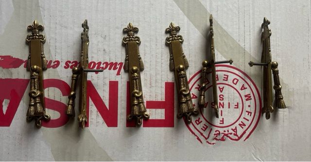 Tiradores dorados - 6 pzas