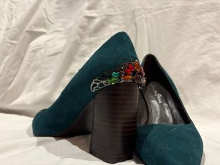 Zapatos Alma en Pena tacón verde azulado