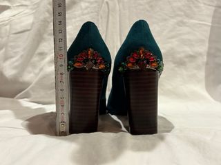 Zapatos Alma en Pena tacón verde azulado