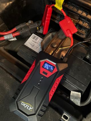 Arrancador GKFLY - Batería coche