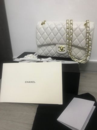 Chanel Classic Flap Bag - bianca