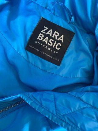 Cazadora acolchada oversize de Zara