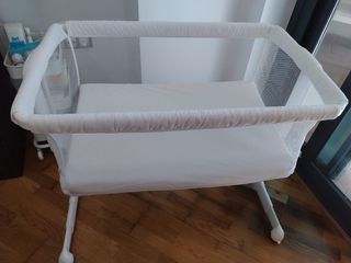 Minicuna bebé blanca