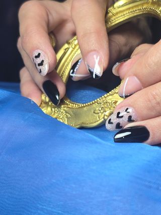 Se realizan Manicuras