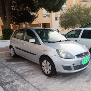 Ford fiesta 2008 diesel. Buen estado 