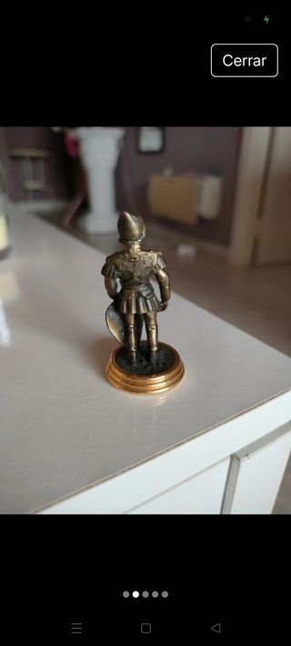 Peón ajedrez bronce dorado