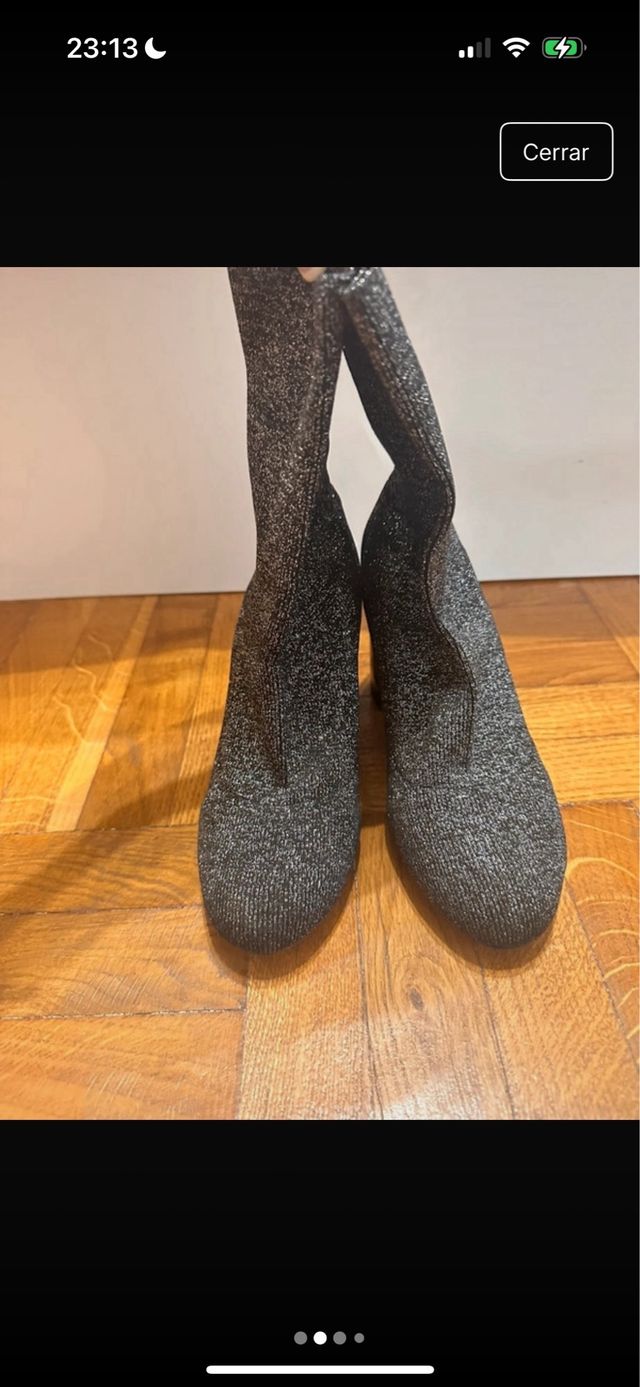 Botines negros brillantes