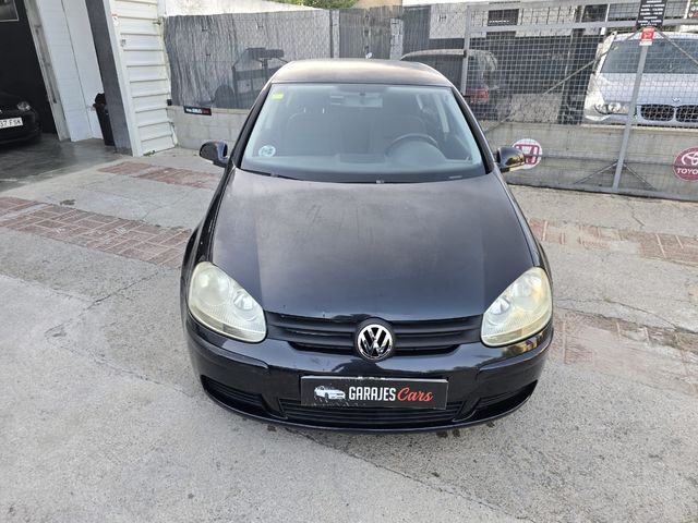 Volkswagen Golf 2004