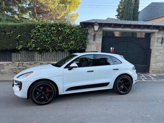 PORSCHE MACAN GTS 