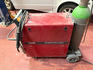 Soldadora Lincoln Powertec 200C