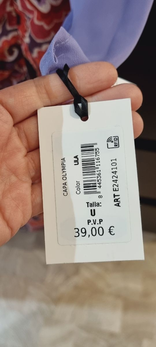 Vestido para eventos Noon más capa.