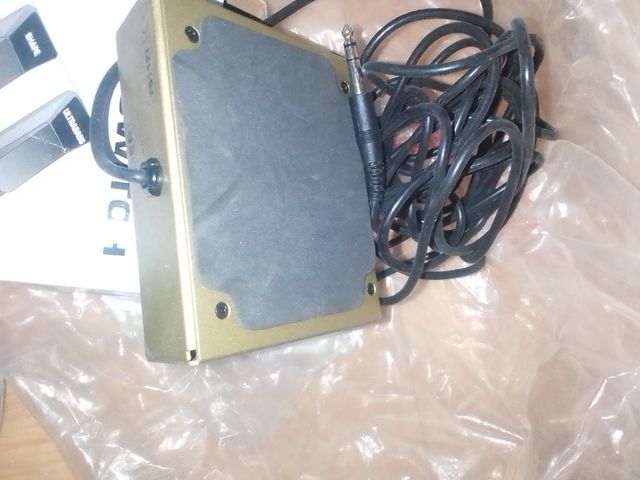 Pedale Behringer FS112T Ultrabass