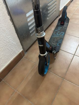 2 Patinetes  Oxelo niño  Micro niño