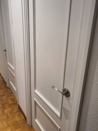 Lacados de puertas y muebles