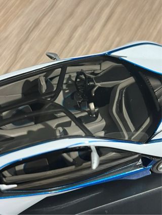 box gadget BMW originale e modellino