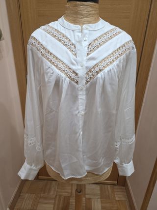 Blusa blanca encaje