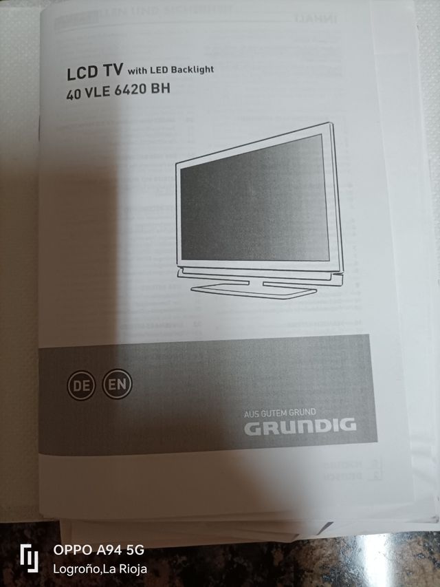 TV Grundig 42" - Buen estado estético y audio pero