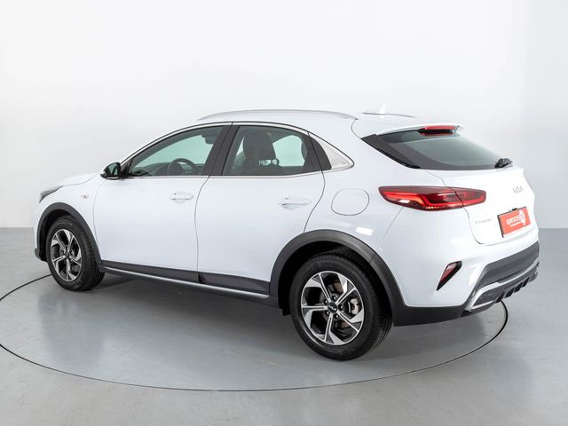 KIA XCEED TURBO GASOLINA 120CV DRIVE