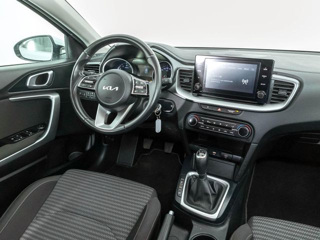 KIA XCEED TURBO GASOLINA 120CV DRIVE