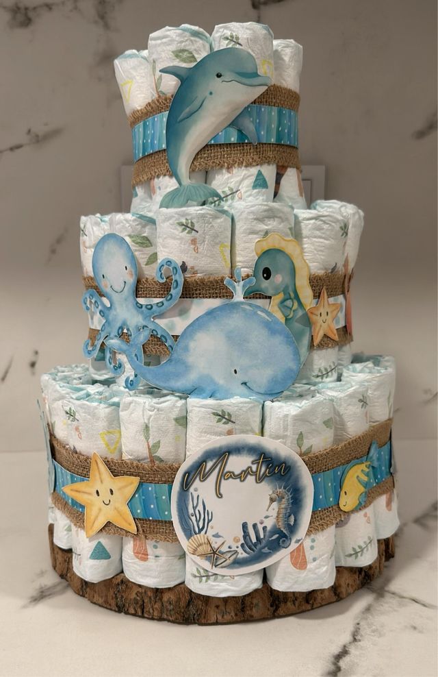 Pastel de pañales personalizado Martín