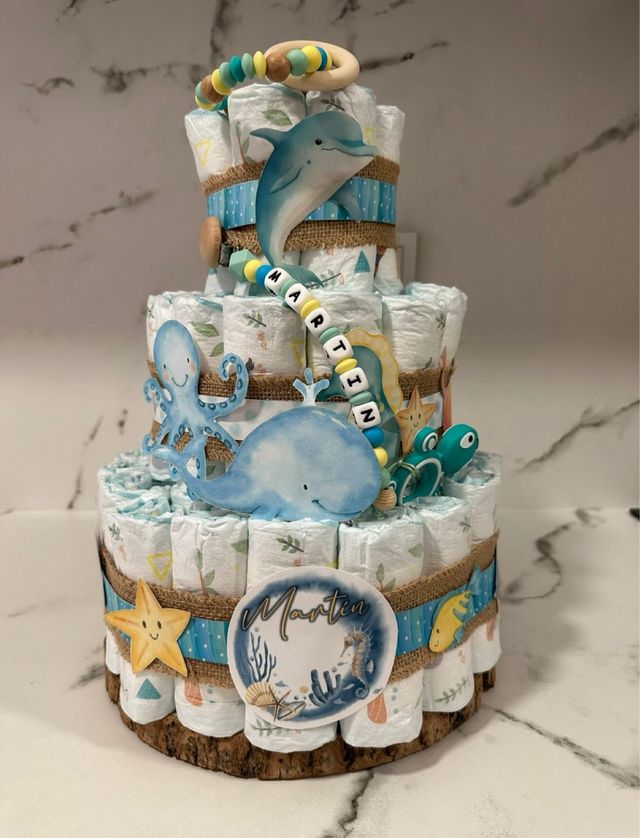 Pastel de pañales personalizado Martín