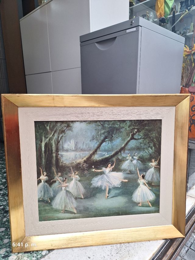 Quadro ballerine con cornice dorata