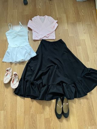 Traje danza niña: falda, chaqueta, maillot