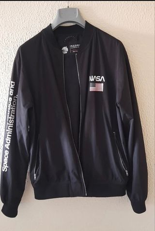 CAZADORA BOMBER PULL&BEAR NASA