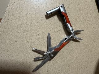 Multiherramienta Plegable - Navaja