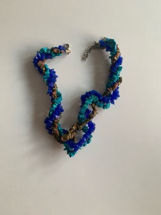 Collar turquesa y azul